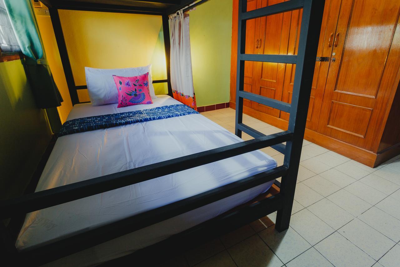 The Aree Hat Yai Hostel Экстерьер фото