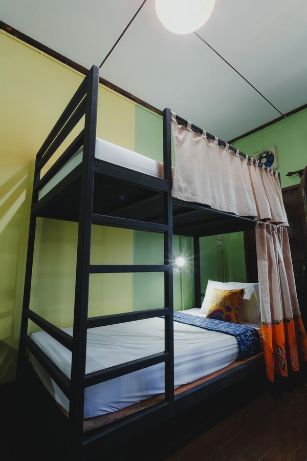 The Aree Hat Yai Hostel Экстерьер фото