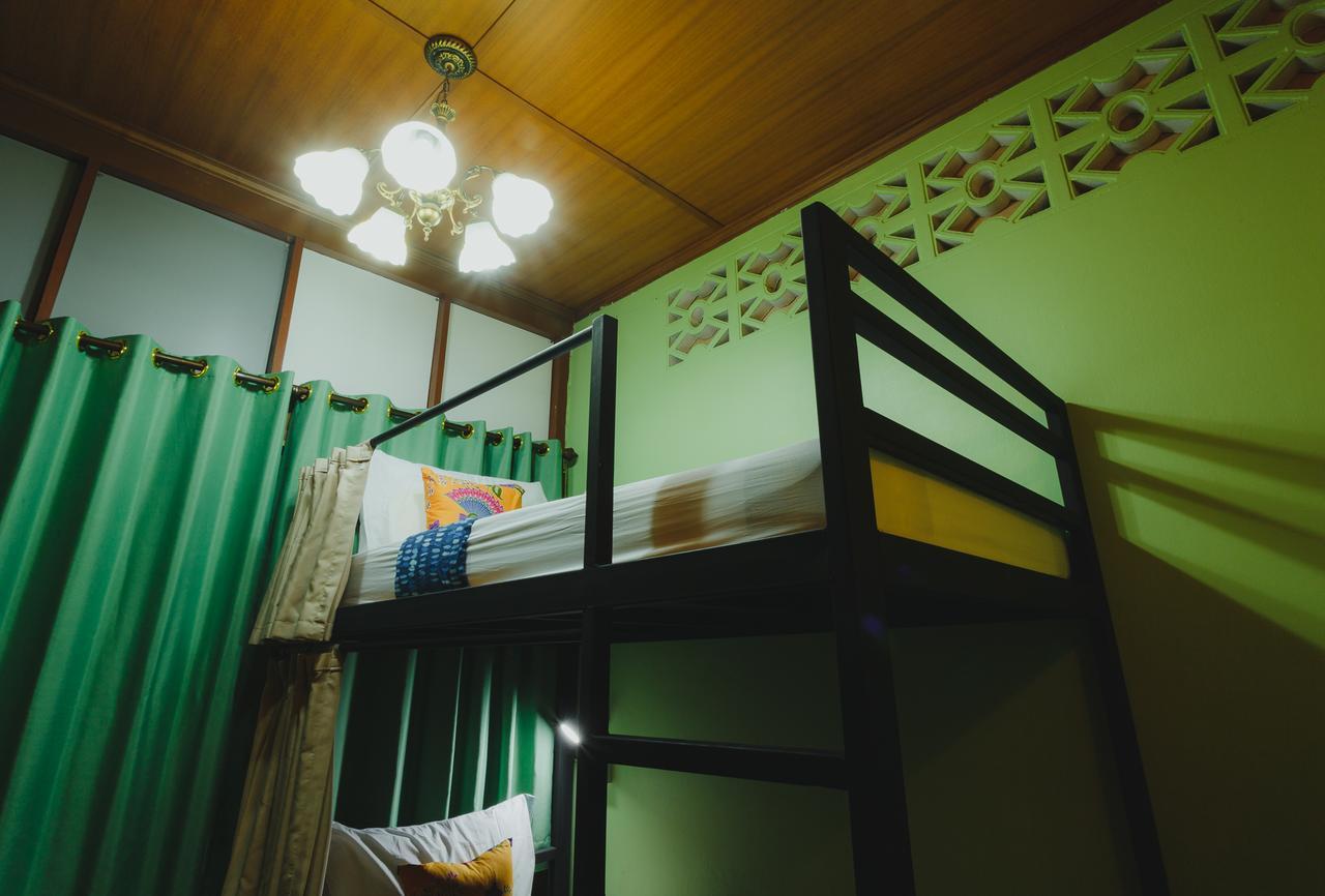 The Aree Hat Yai Hostel Экстерьер фото