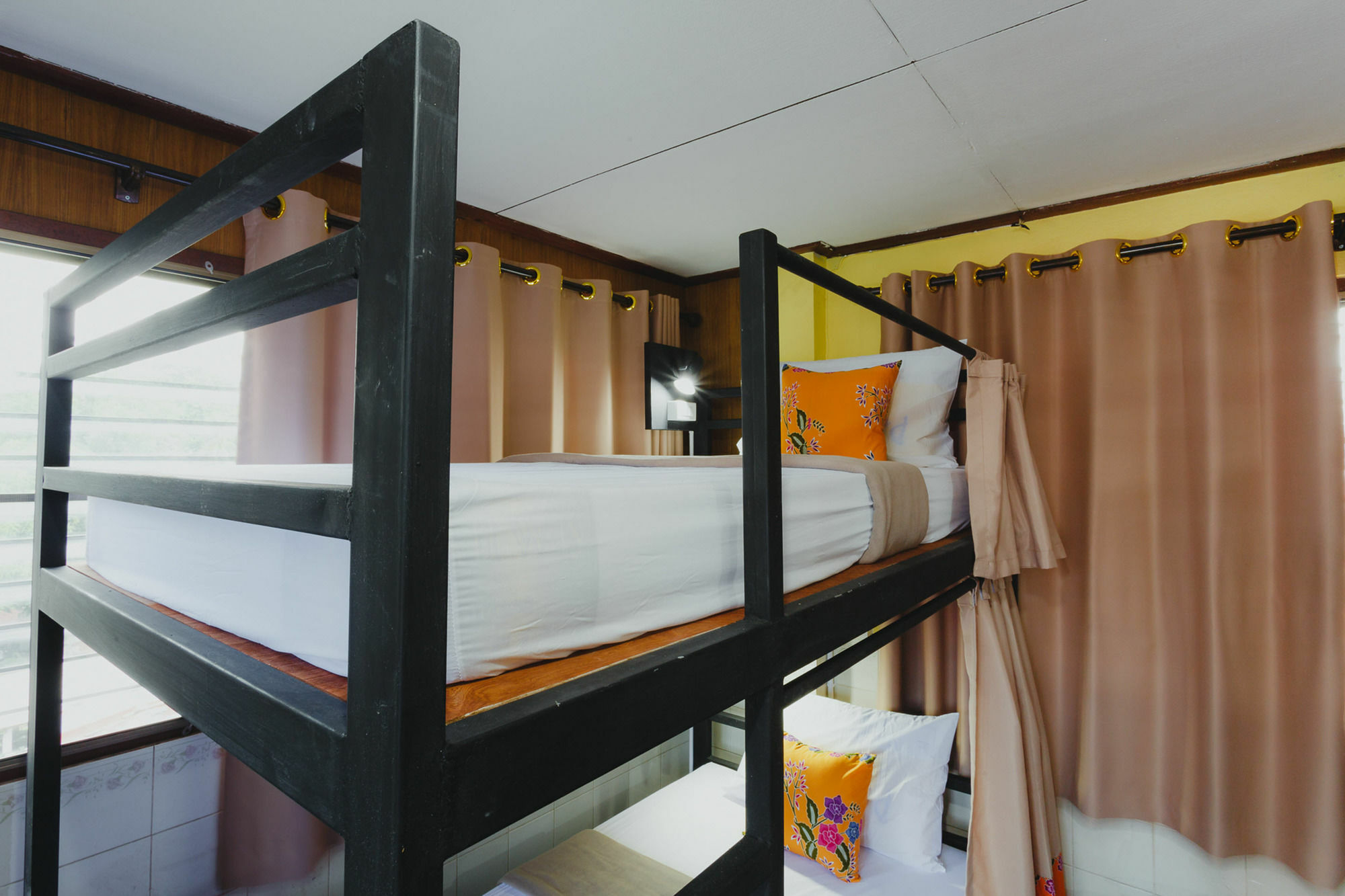 The Aree Hat Yai Hostel Экстерьер фото